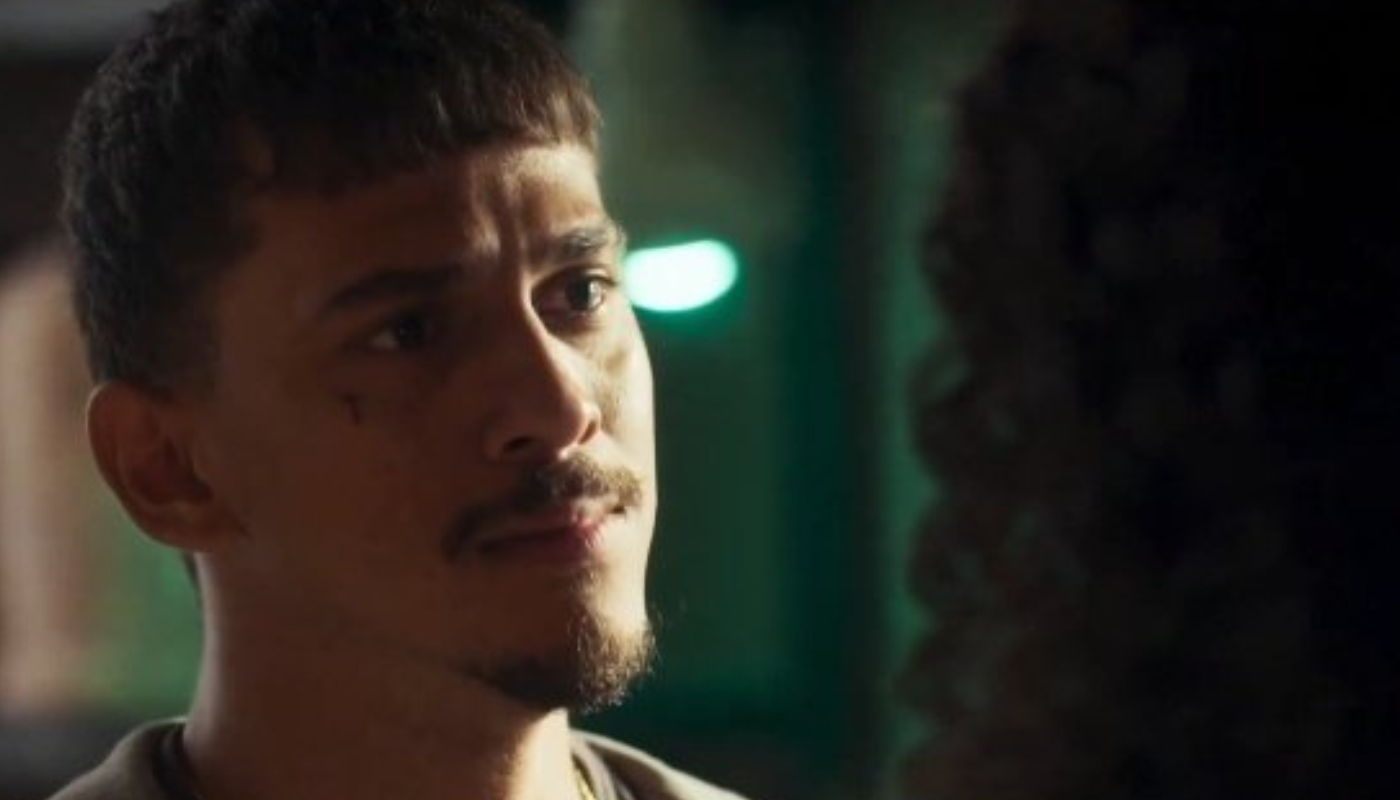 Merreca (Ruan Aguiar) e Maria Navalha (Olivia Araujo) em