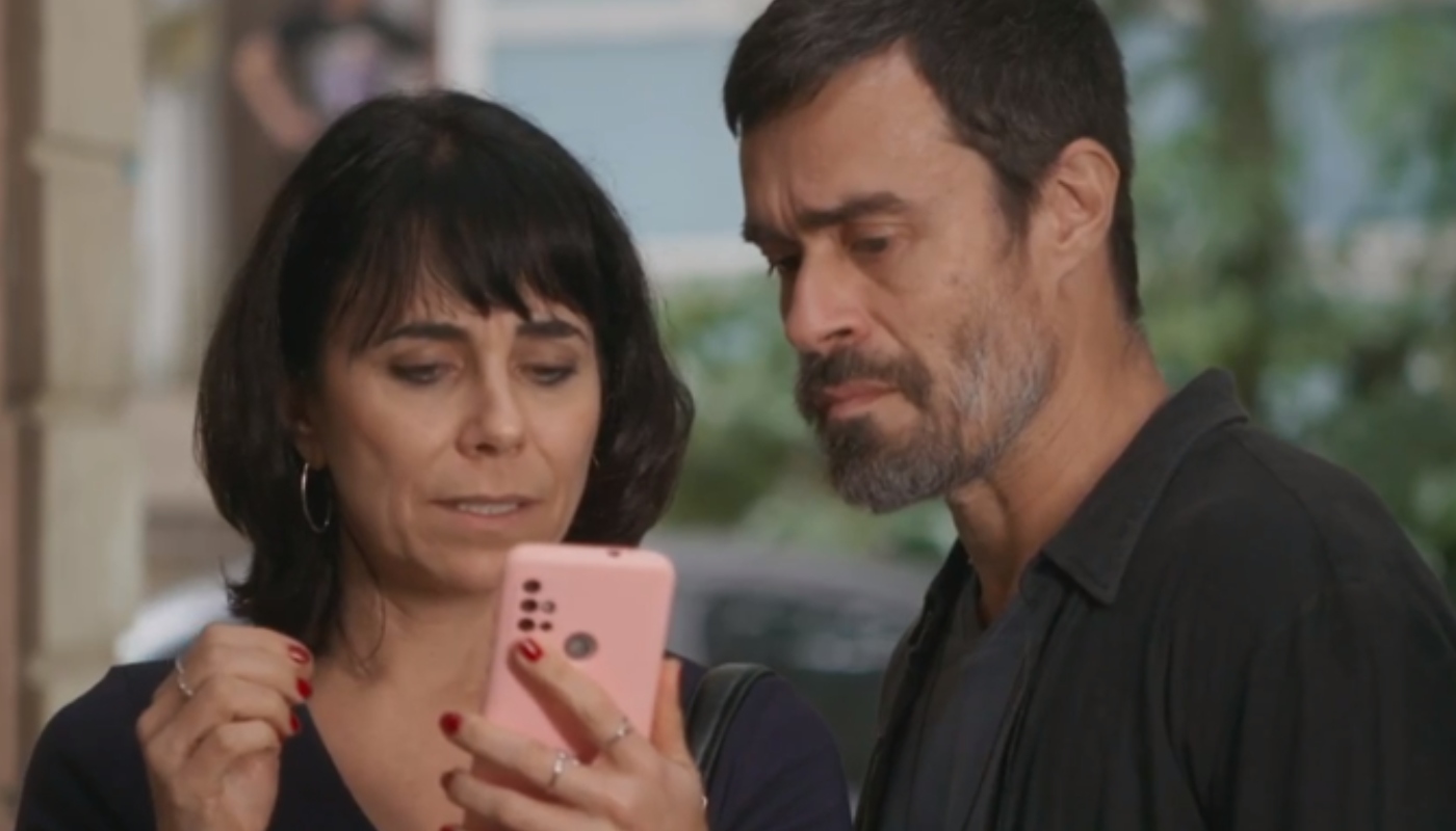 Míriam (Paula Cohen) e Danilo (Erom Cordeiro) em