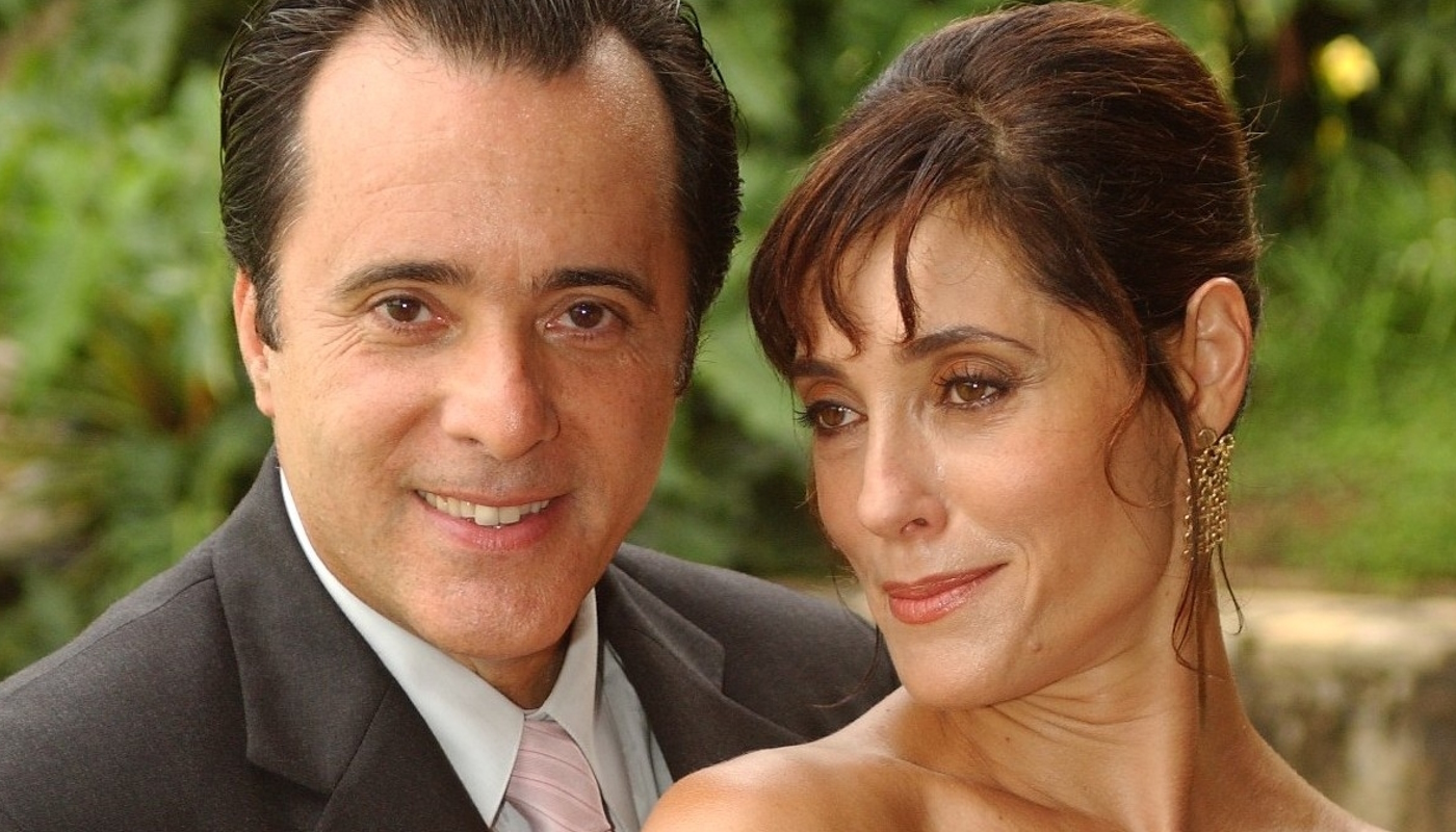Téo (Tony Ramos) e Helena (Christiane Torloni) em