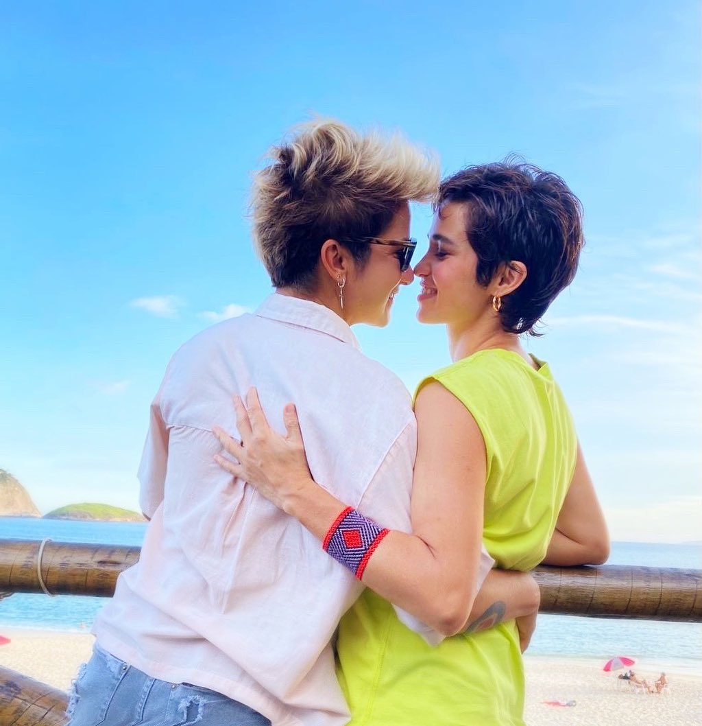 Lan Lahn e Nanda Costa