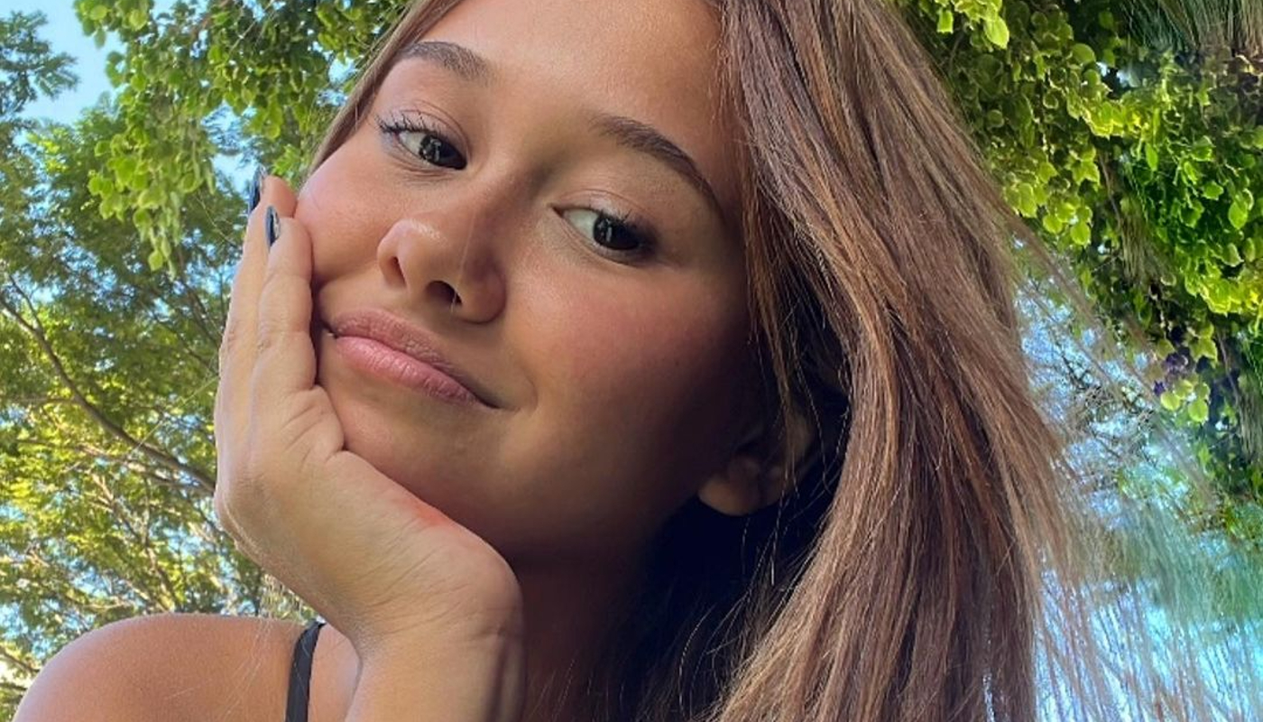 Nathália Costa tem apenas 14 anos, mas um currículo com diversos personagens