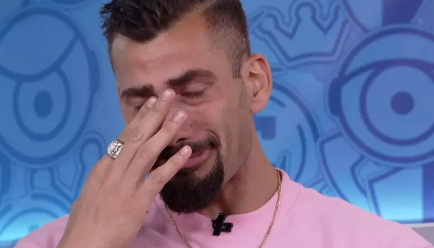 Nizam envergonhado no Bate-Papo BBB