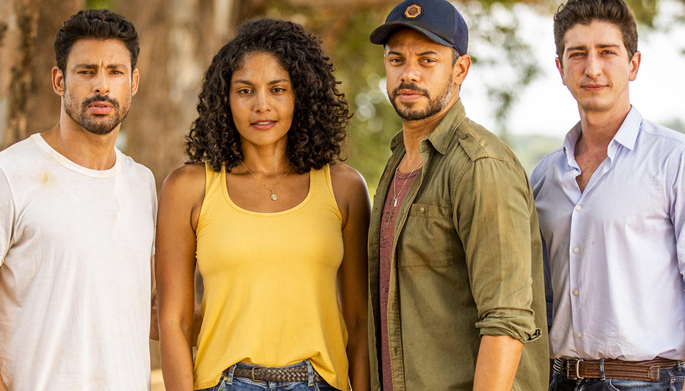 Cauã Reymond, Barbara Reis, Paulo Lessa e Johnny Massaro em