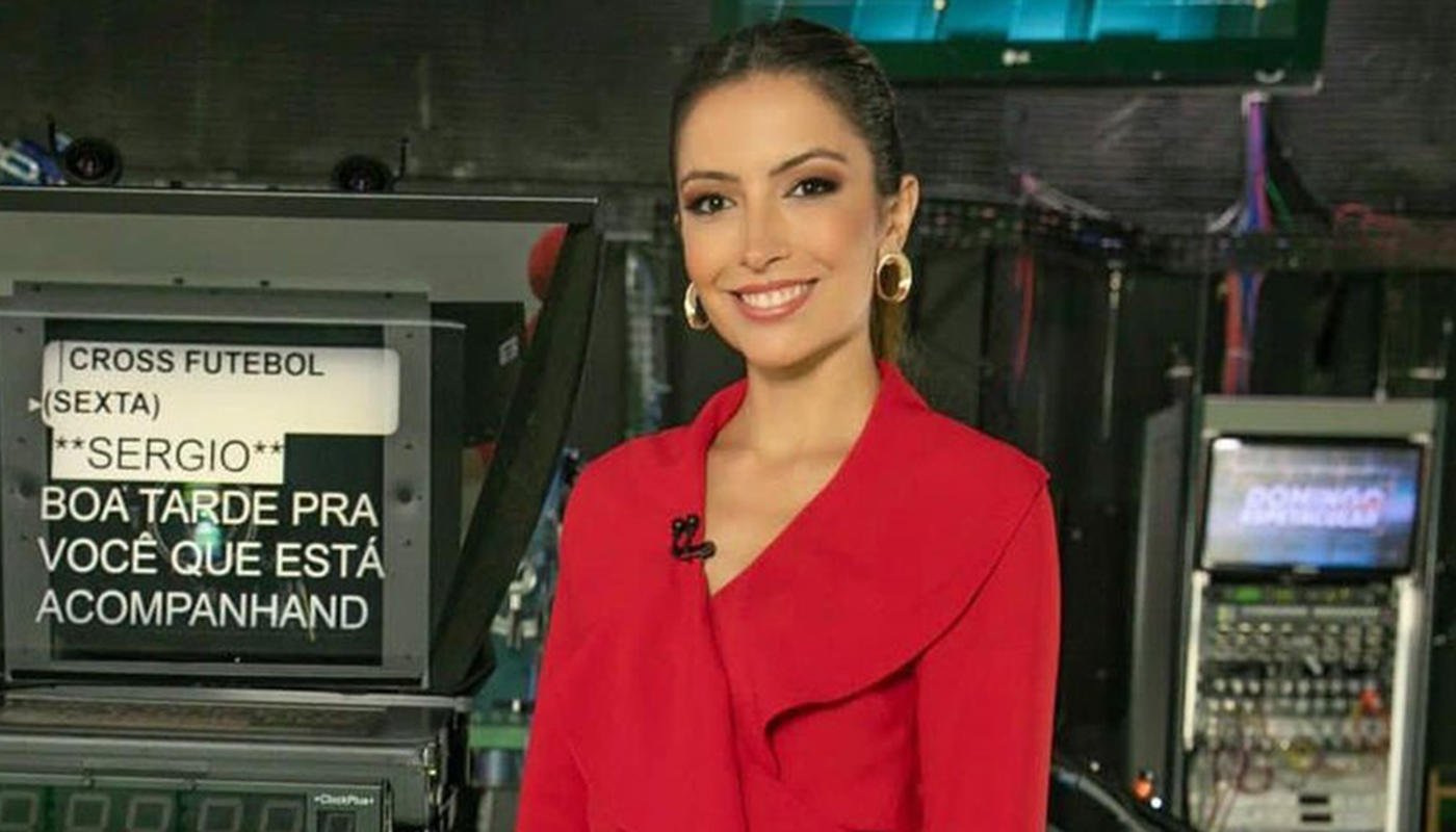 Jornalista Paloma Poeta