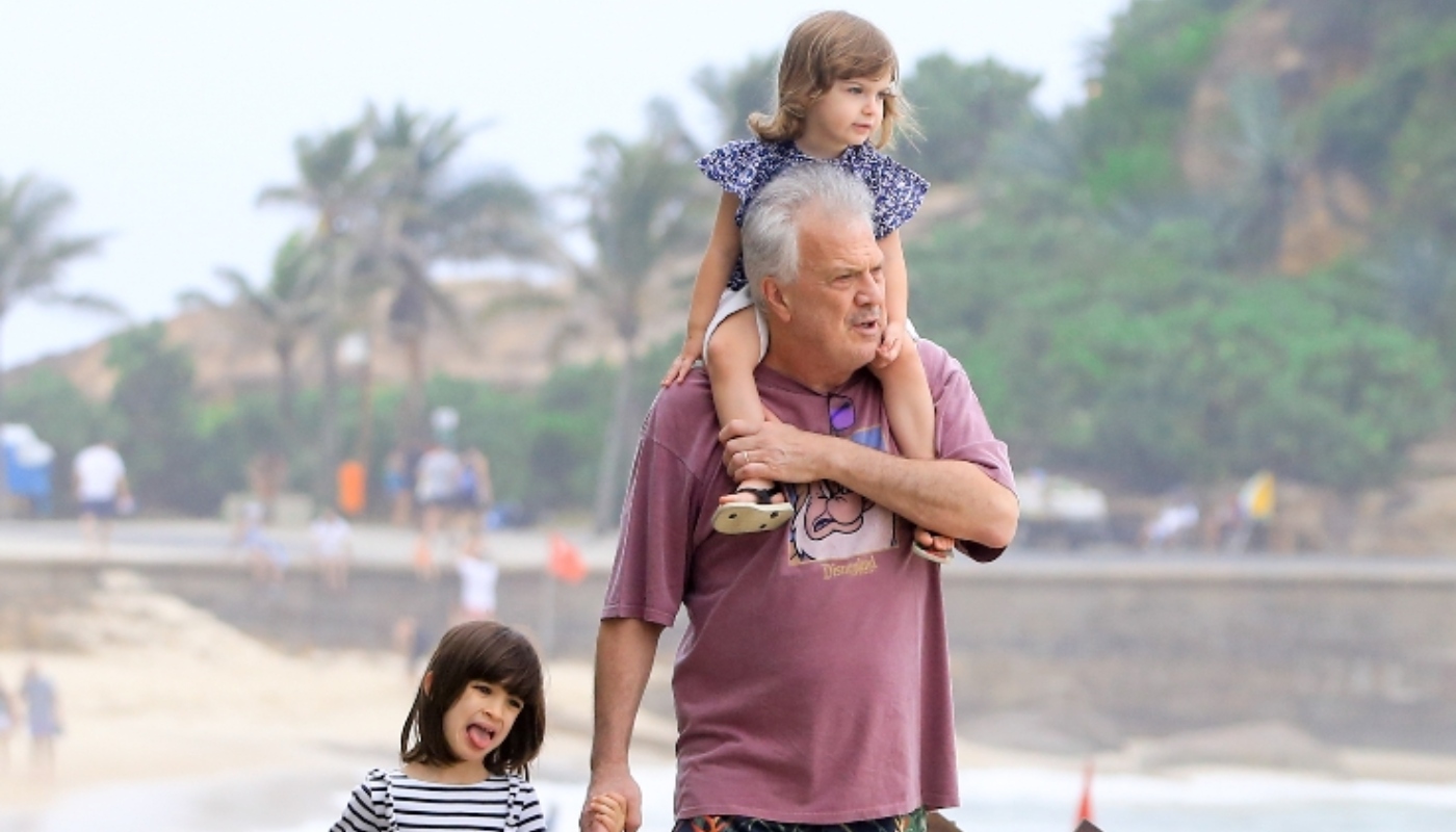 Pedro Bial com as filhas Laura e Dora