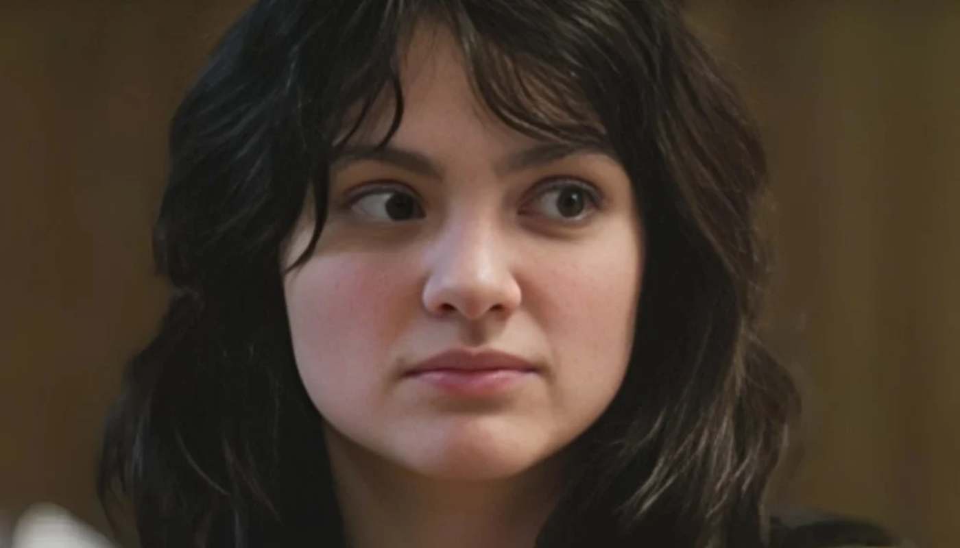 Petra (Debora Ozório) em