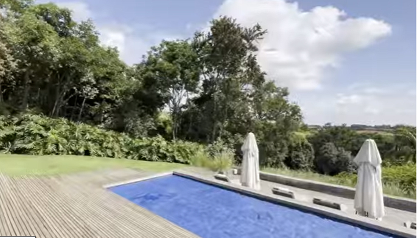 Área externa casa Marcos Mion