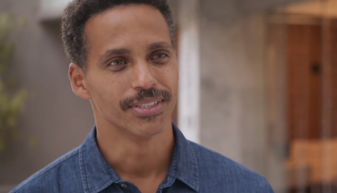 Rico (Pedro Caetano) em