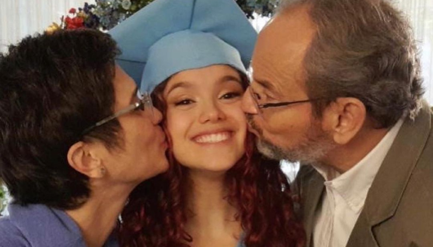 Sandra Annenberg e Ernesto Paglia com Elisa