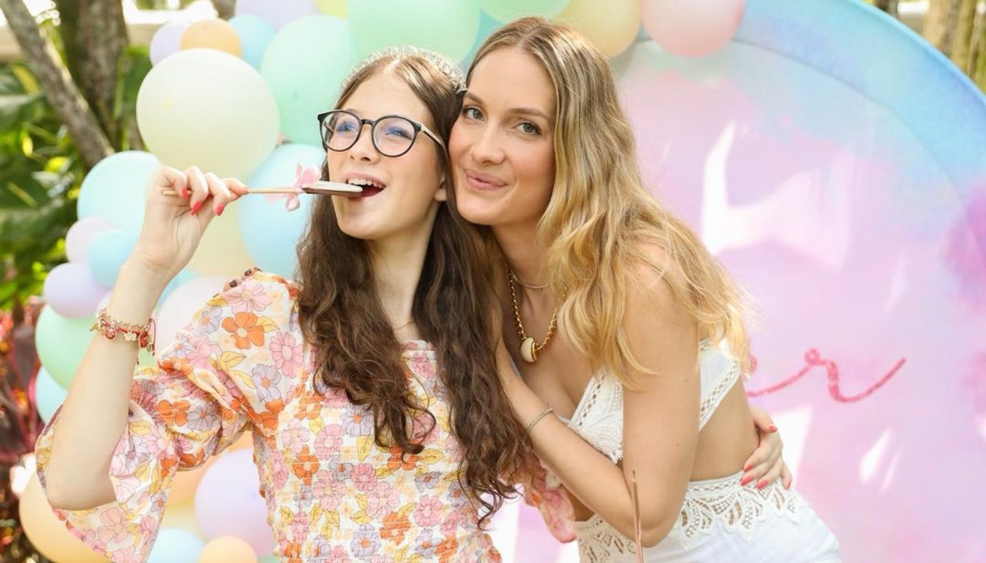 Schynaider Moura e a filha Anne Marie