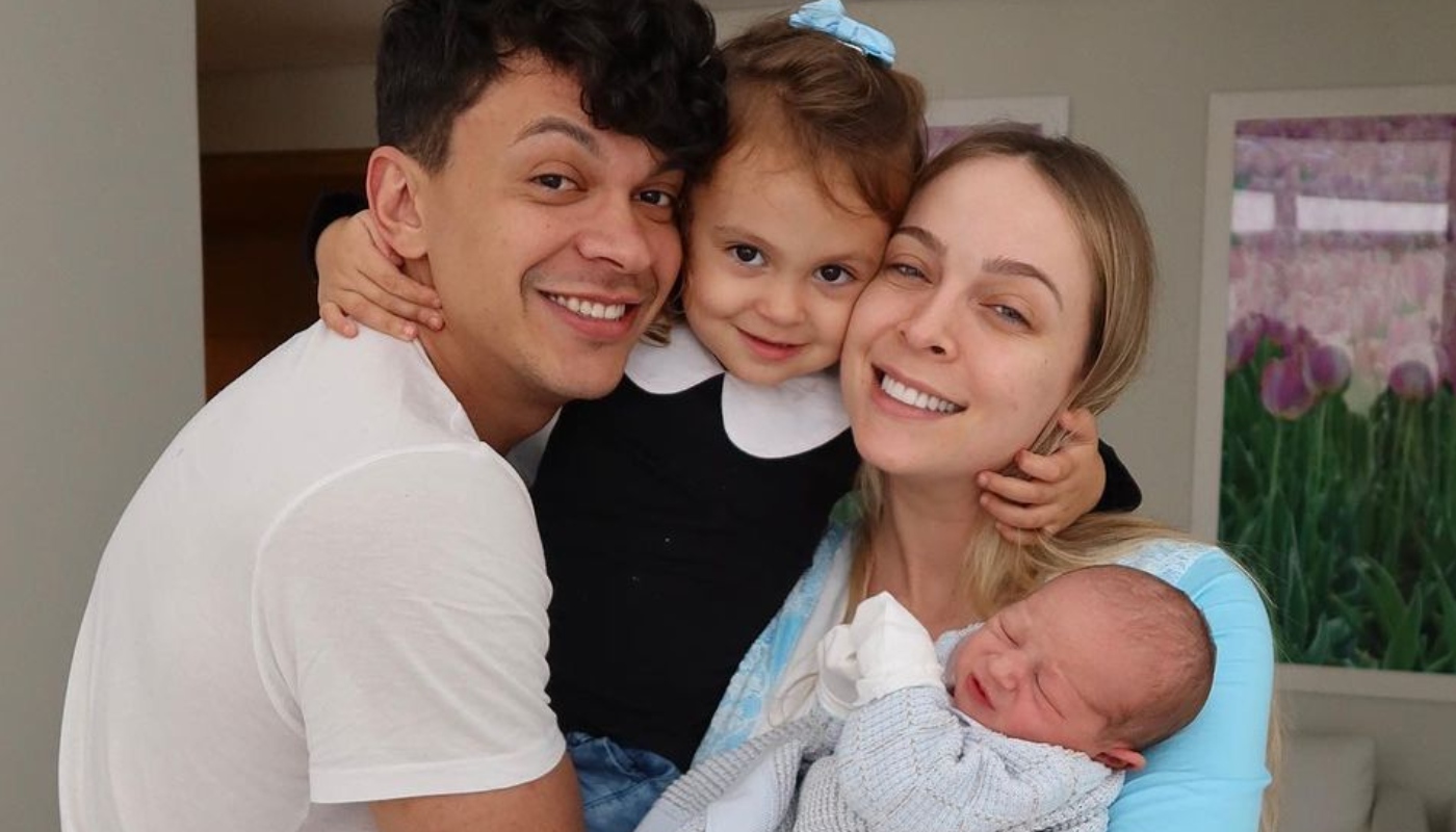 Tata Estanieck e Cocielo anunciam chegada de Caio