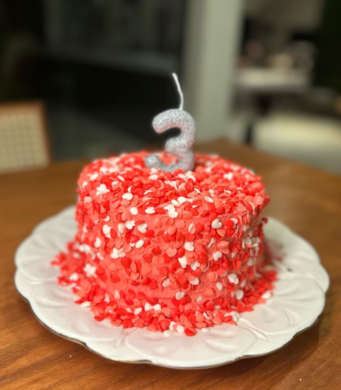 Thaila Ayala comemora mais um mês da filha Tereza