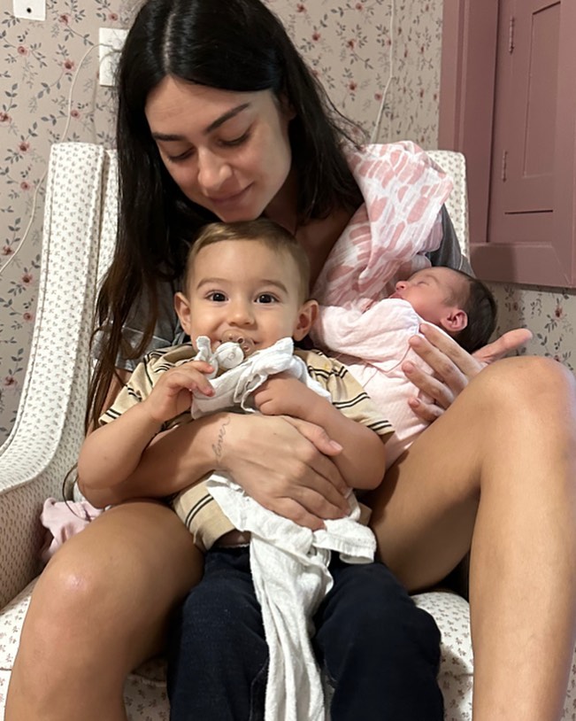 Thaila Ayala e os filhos, Francisco e Tereza