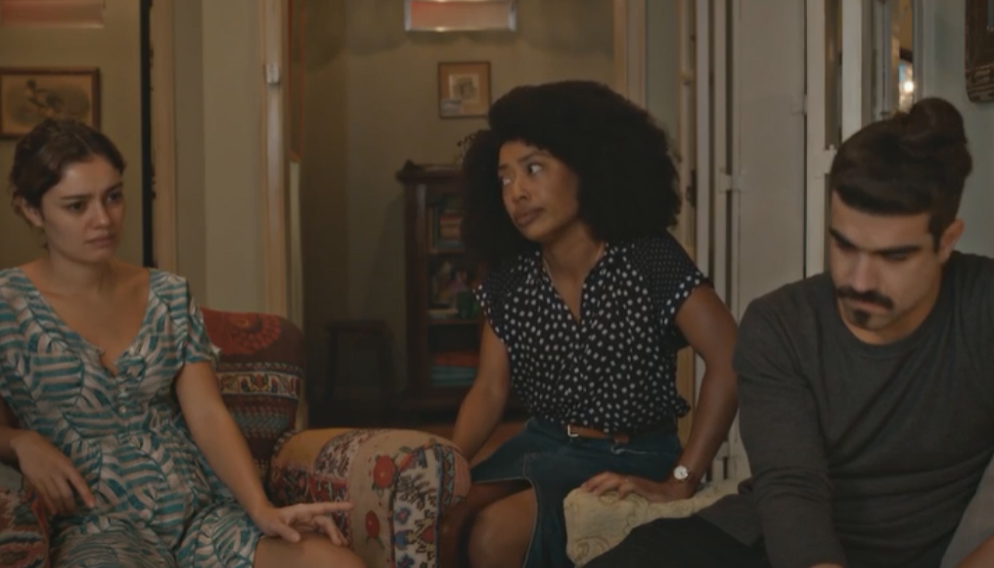 Maíra (Sophie Charlotte), Pablo (Caio Castro) e Judite (Mariana Sousa Nunes)