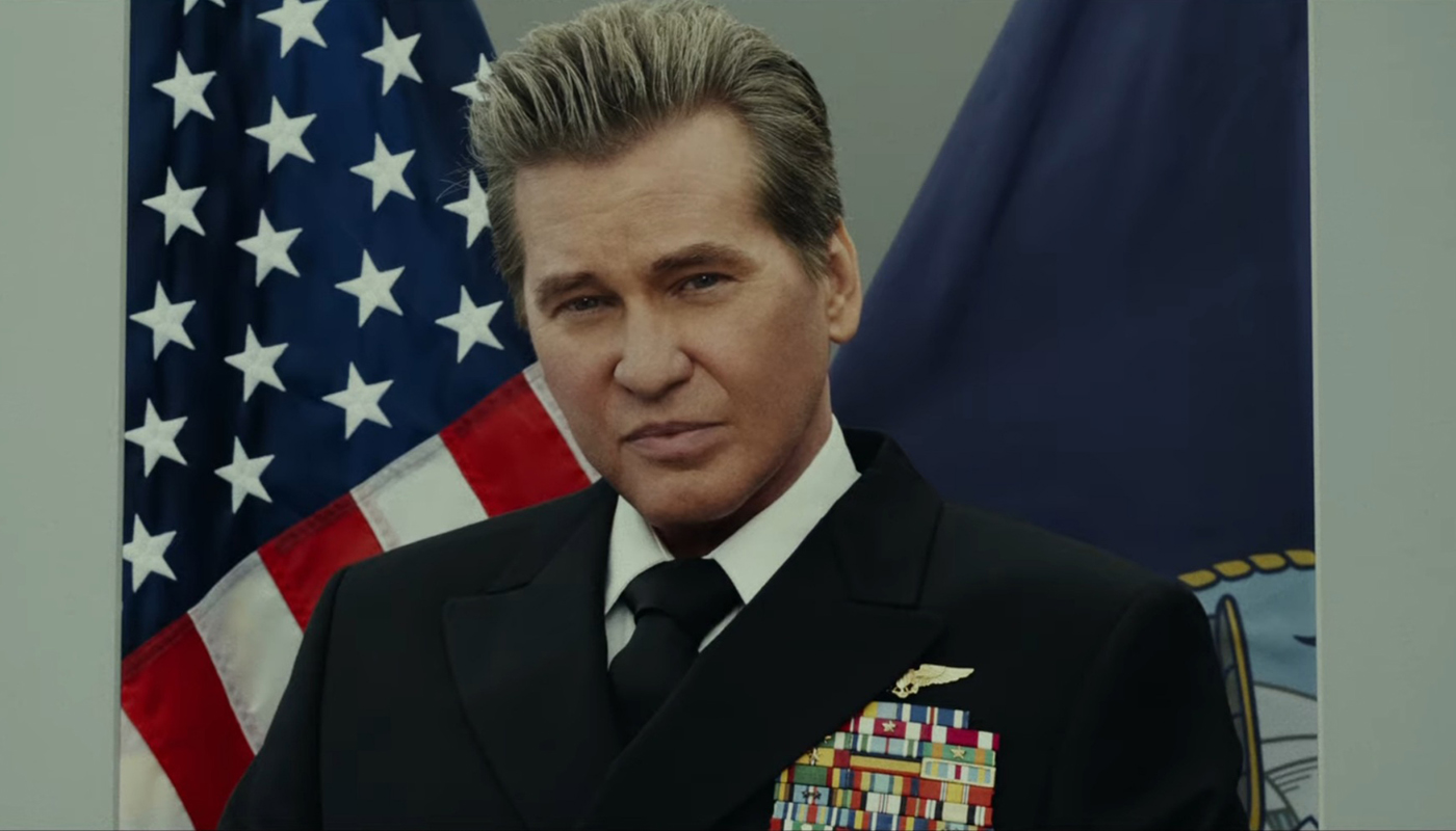 Val Kilmer em